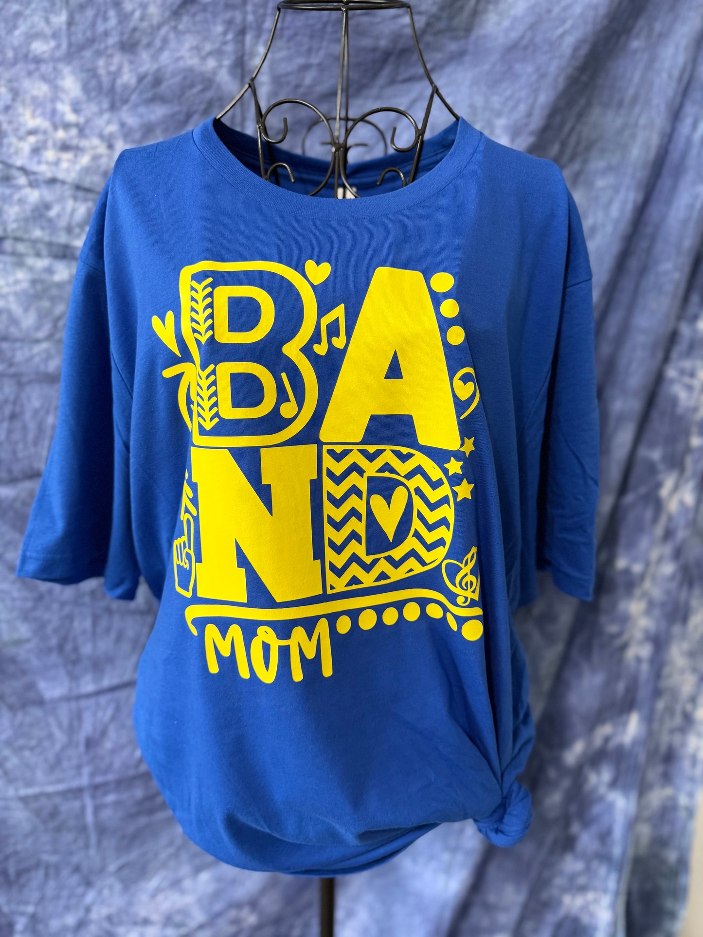 Band Mom Shirt - Marching Band - School Pride T-Shirt - Team Colors Shirt -Proud Band Mom Life Tee - Spiritwear - Musician - Custom